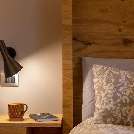 Mountain View With Terrace In Ideal Location *