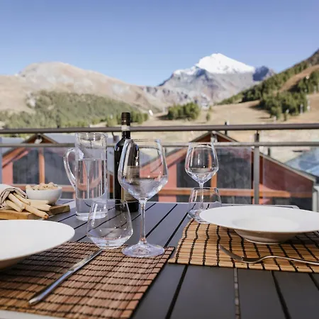 Appartement Mountain View With Terrace In Ideal Location